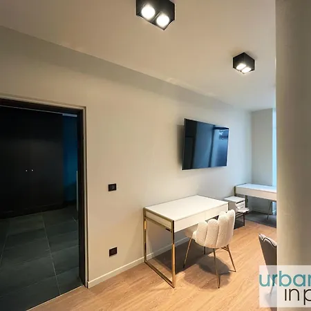 Appartamento Urban Flat 108 - Classic Parisian 4 Bdr Flat *